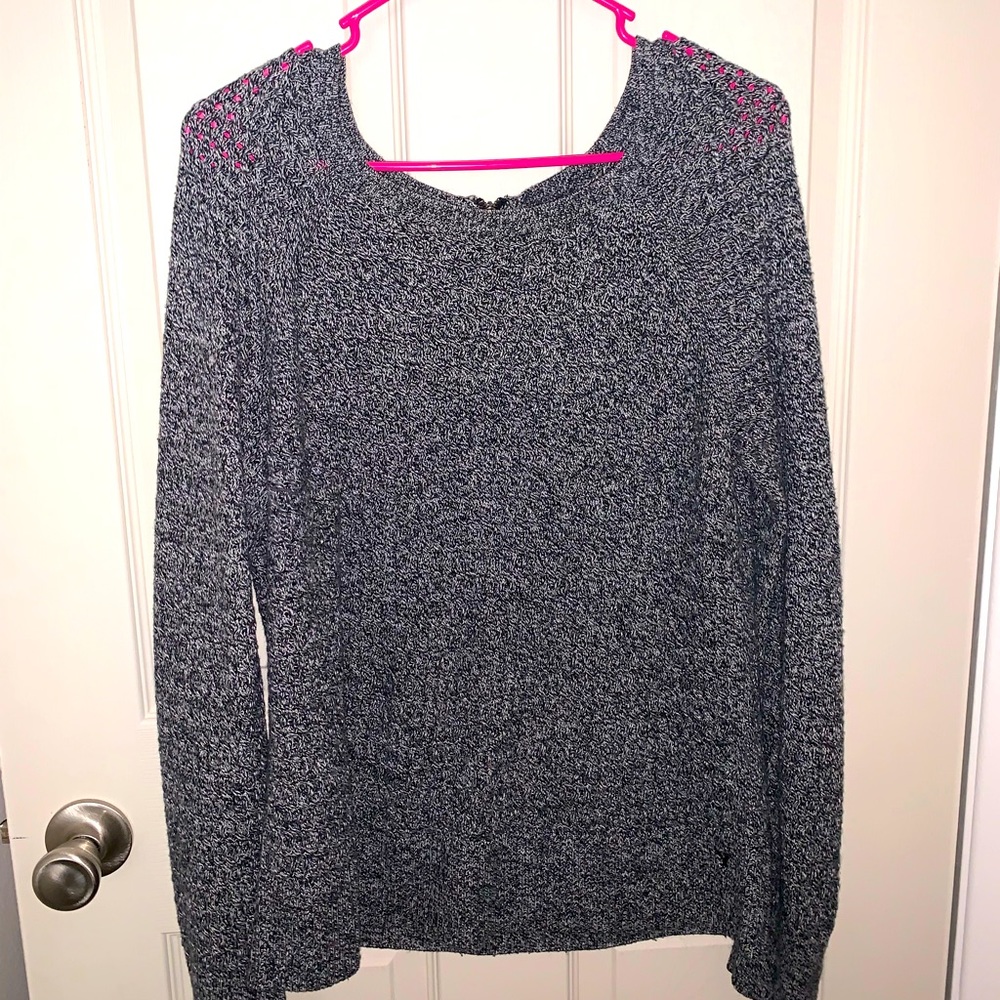 American Eagle grey sweater